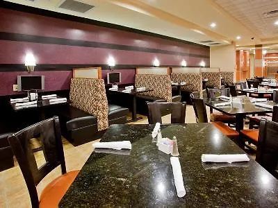 Resort Holiday Inn Hotel & Suites Gateway By Ihg Williamsburg