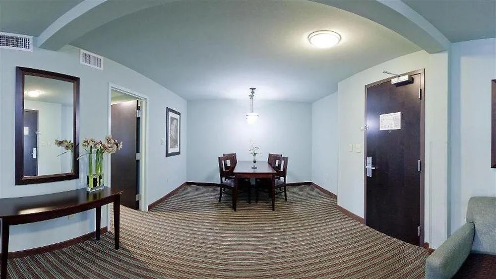 Holiday Inn Hotel & Suites Gateway By Ihg Williamsburg