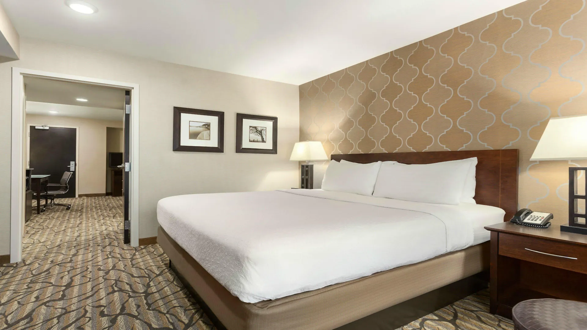 Holiday Inn Hotel & Suites Gateway By Ihg Williamsburg United States